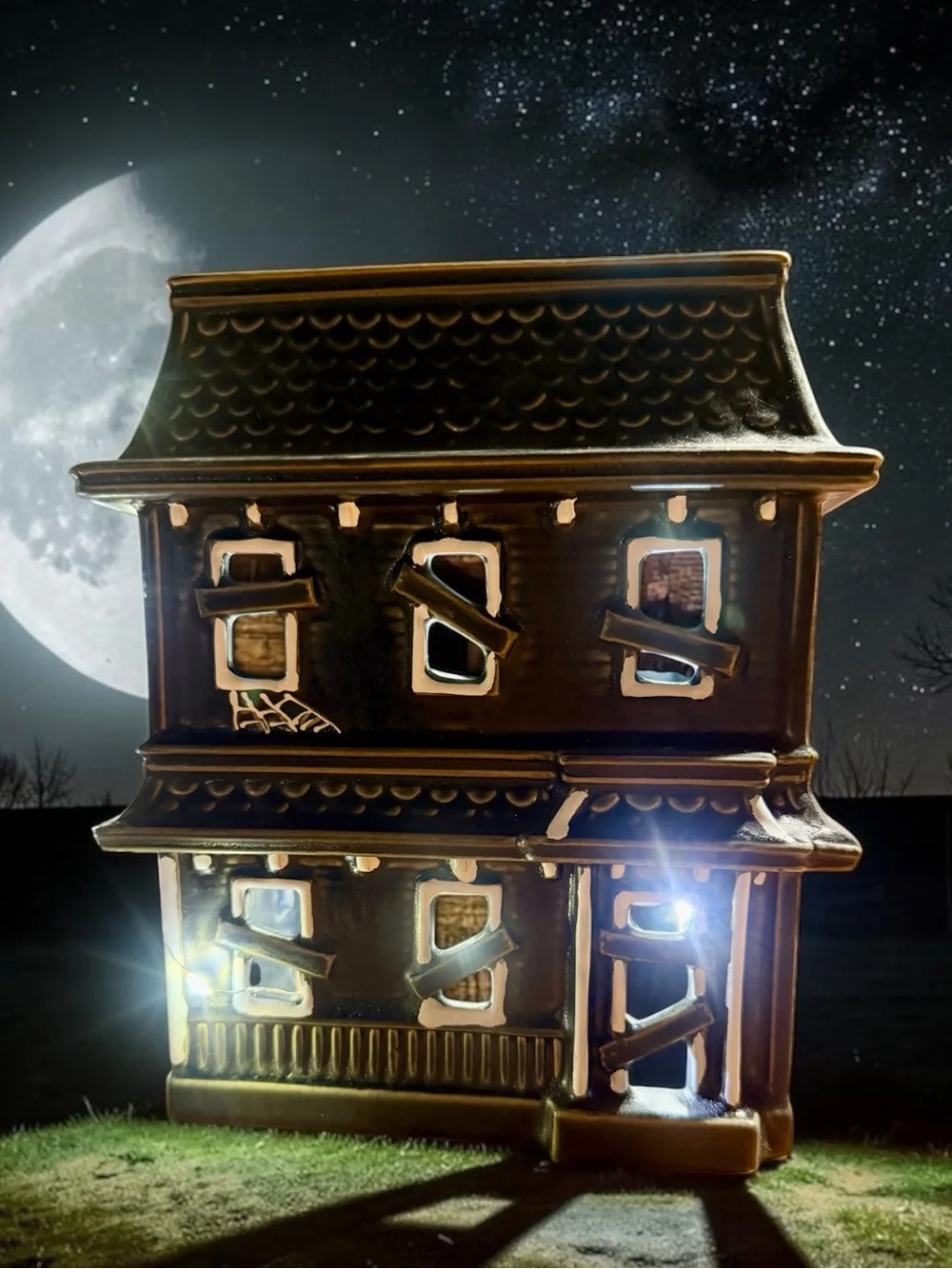 Pottery Barn Ceramic Haunted House ~ Medium Version 👻